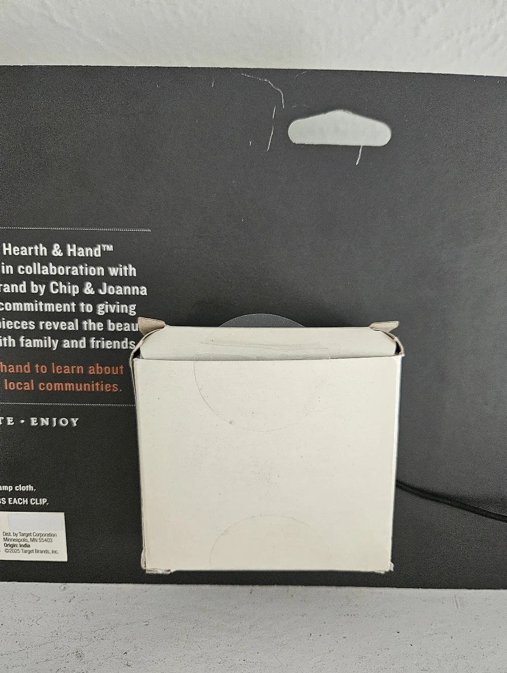 NWT Hearth & Hand With Magnolia Brass And Wood Wall Rail With Clips